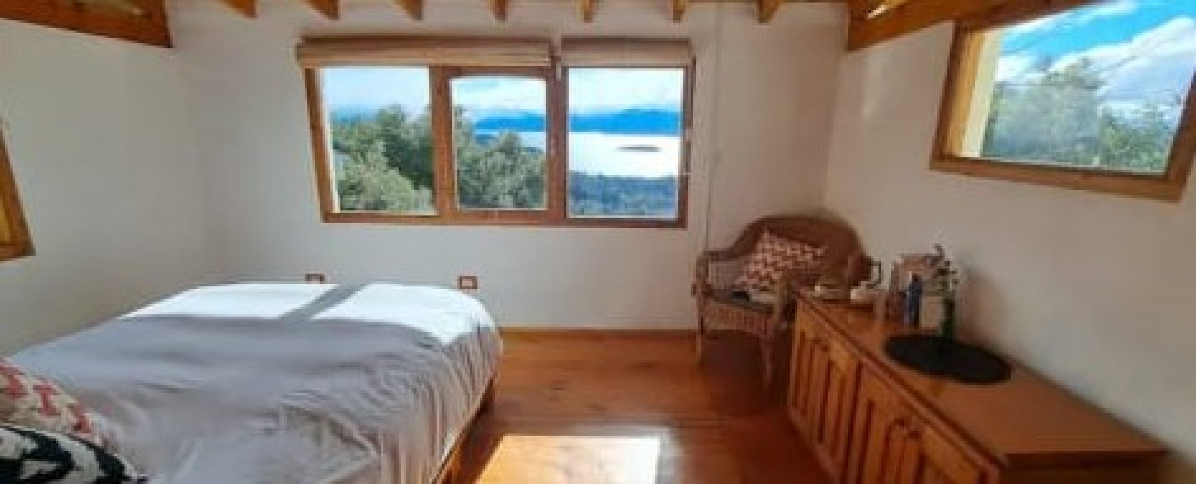  ALQUILER DE CASA por 6 meses en Saihueque al  1700 - Bariloche- 