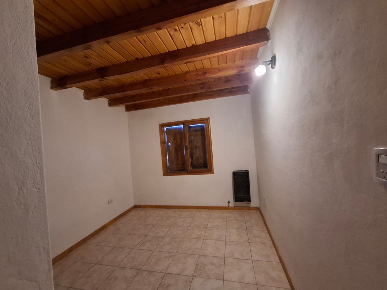 CASA EN ALQUILER PERMANENTE - DINA HUAPI