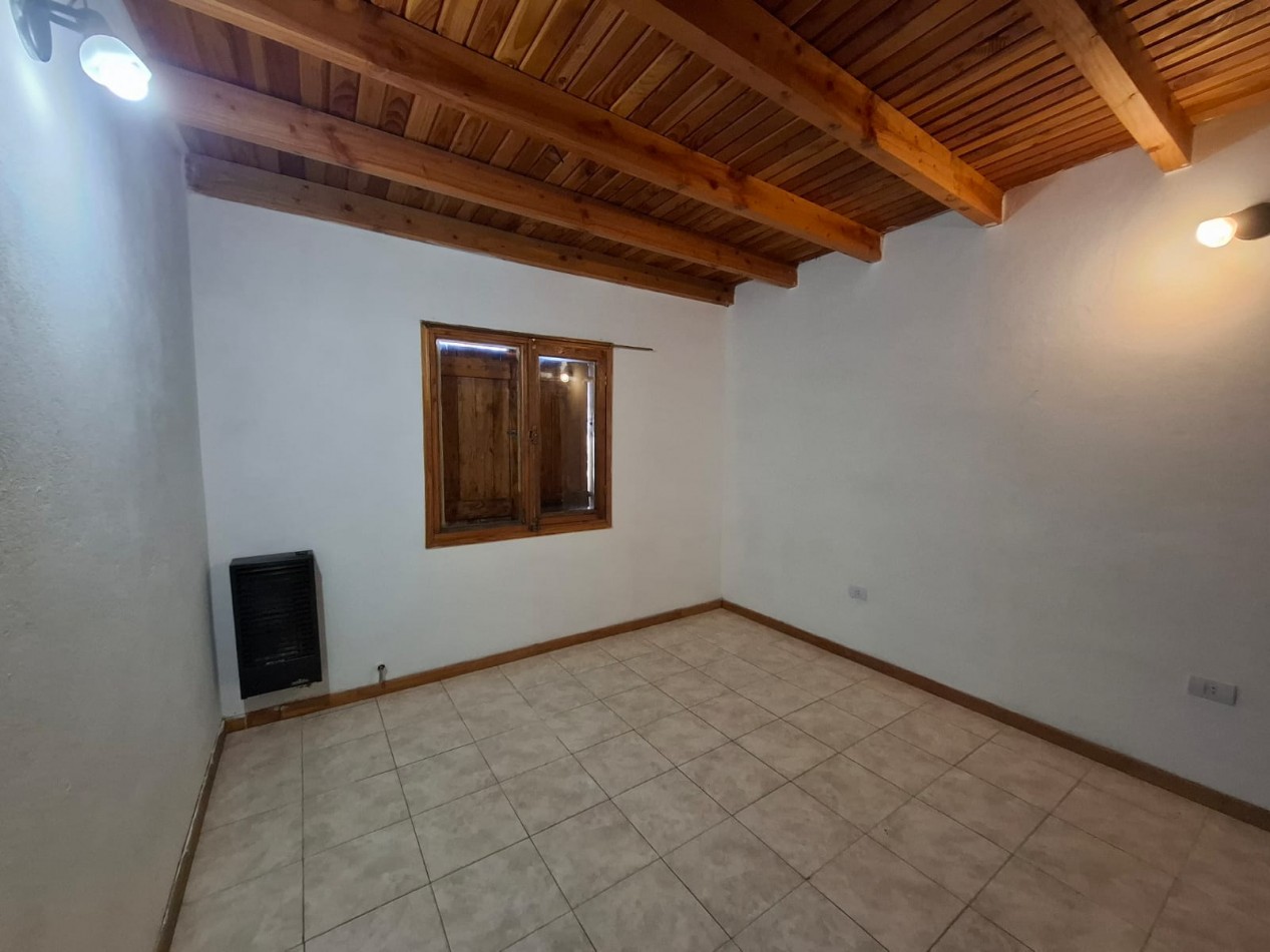 CASA EN ALQUILER PERMANENTE - DINA HUAPI