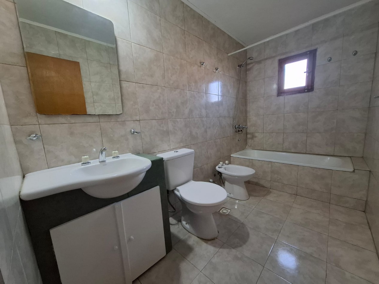 CASA EN ALQUILER PERMANENTE - DINA HUAPI