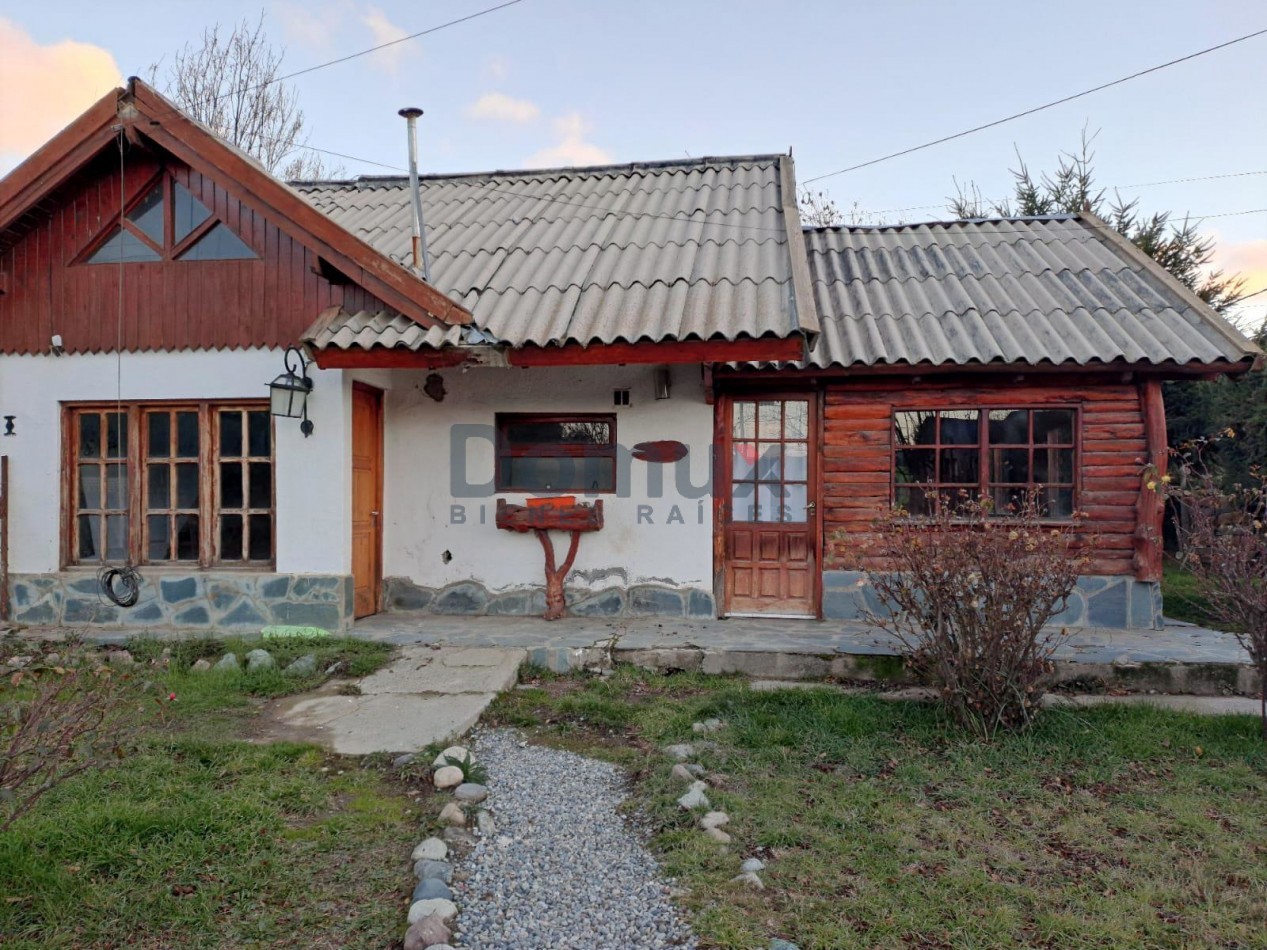 CASA EN ALQUILER PERMANENTE- 3 DORMITORIOS- KM 13 SAN CARLOS DE BARILOCHE