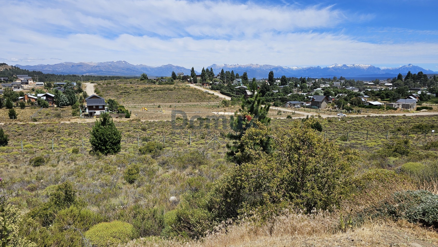 LOTE FINANCIADO EN BARRIO CERRADO - DINA HUAPI - 1083m2