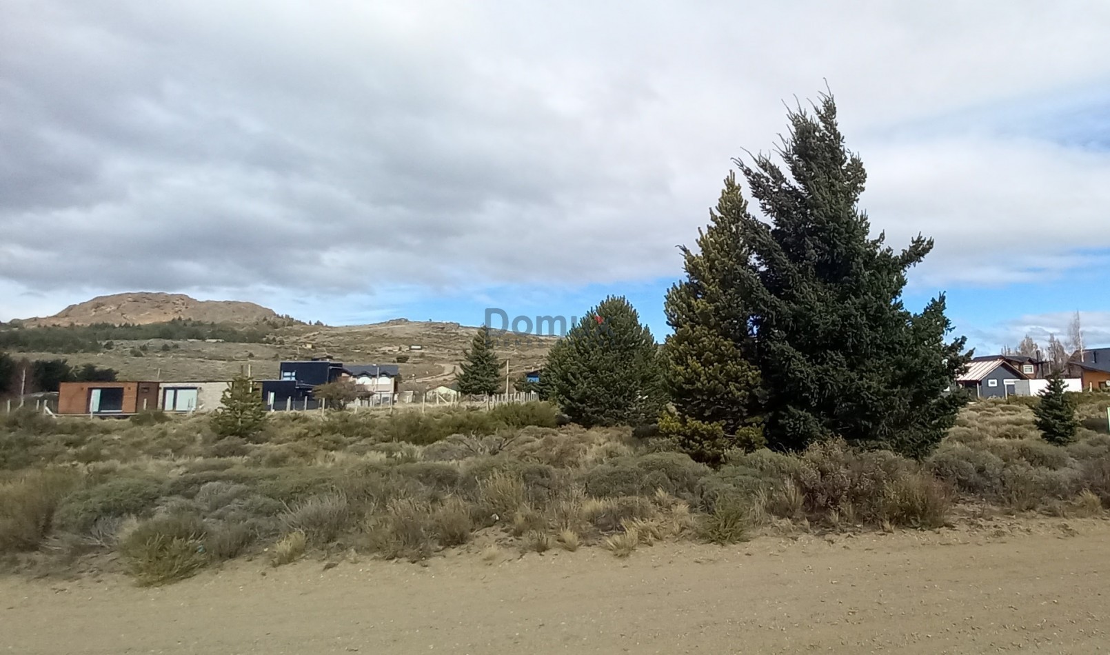 LOTE en  Calle El Condor e/el Zorzal y El Chimango- Dina Huapi.  en Urbanizacion " El Milagro" - 1333m2