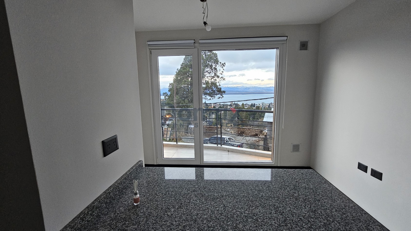 venta de departamento a estrenar con vista al lago