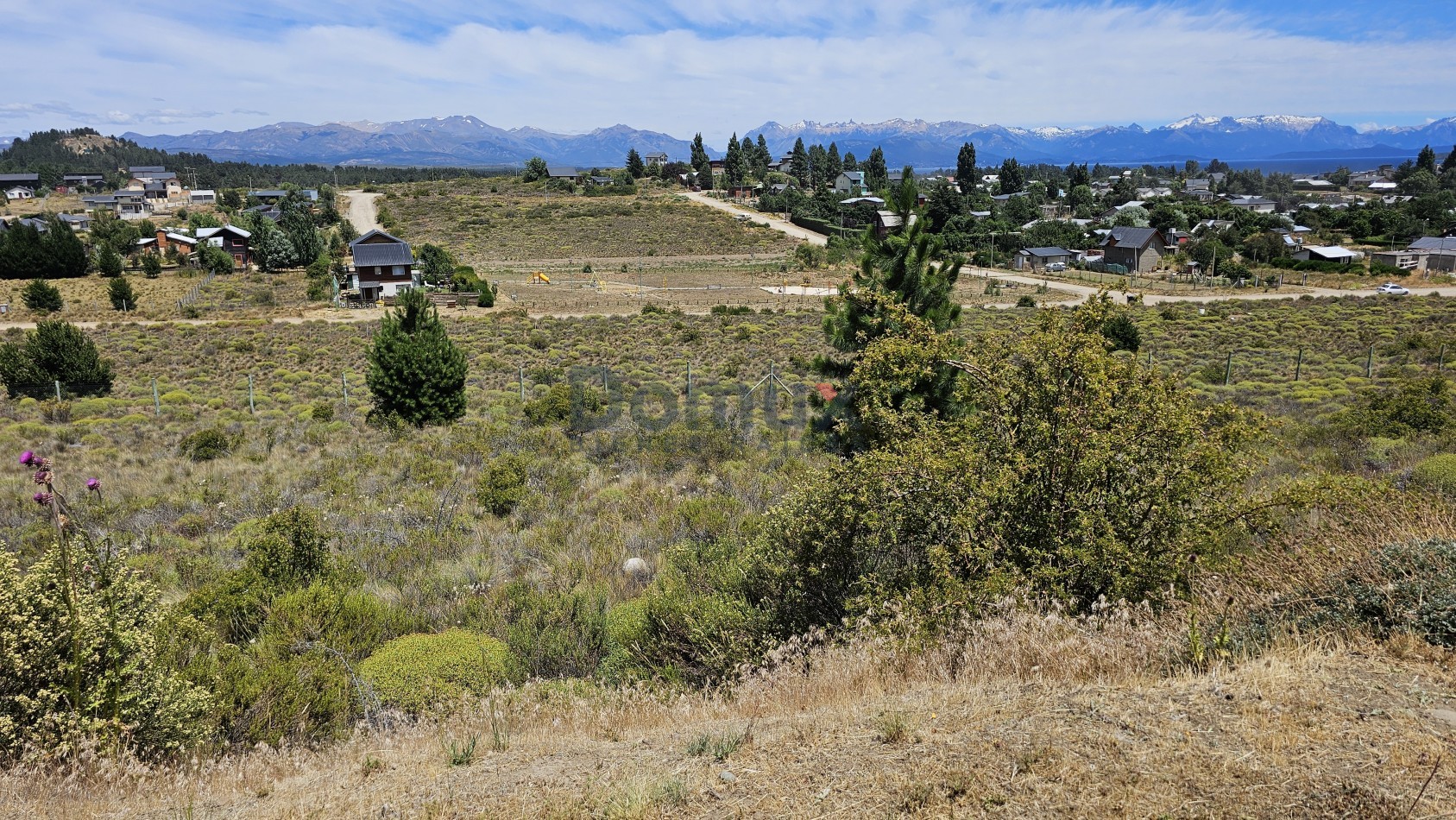 LOTE FINANCIADO EN BARRIO CERRADO - DINA HUAPI - 1083m2