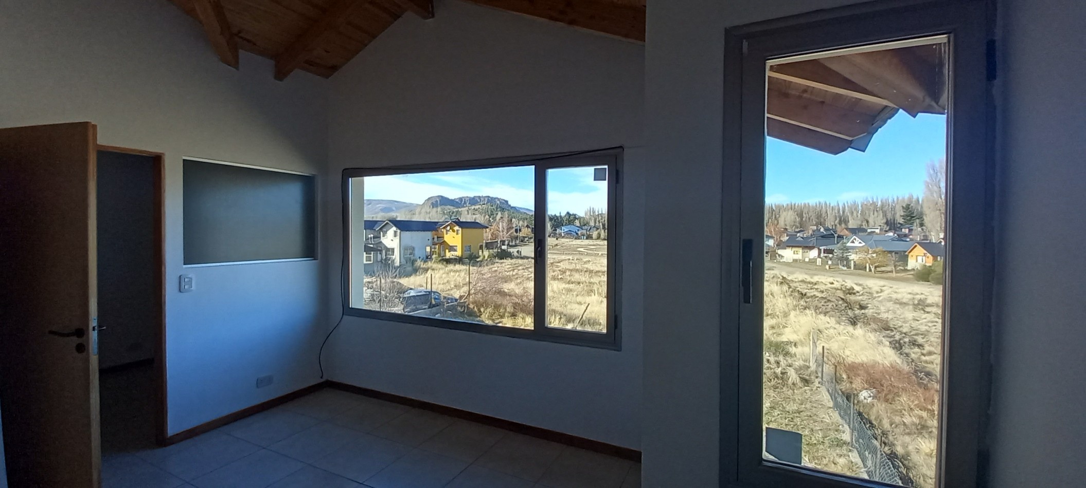 COMPLEJO DE LOCALES Y OFICINAS EN VENTA  - DINA HUAPI -