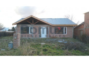 Casa a terminar en Cholila